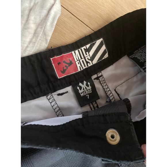 Boys shorts and shirt bundle size 7/8 - Picture 4 of 4